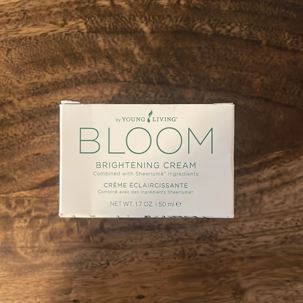 Bloom Brightening Cream